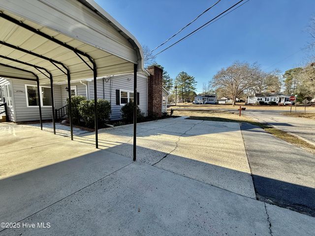 714 Richmond Road, Rockingham, NC 28379
