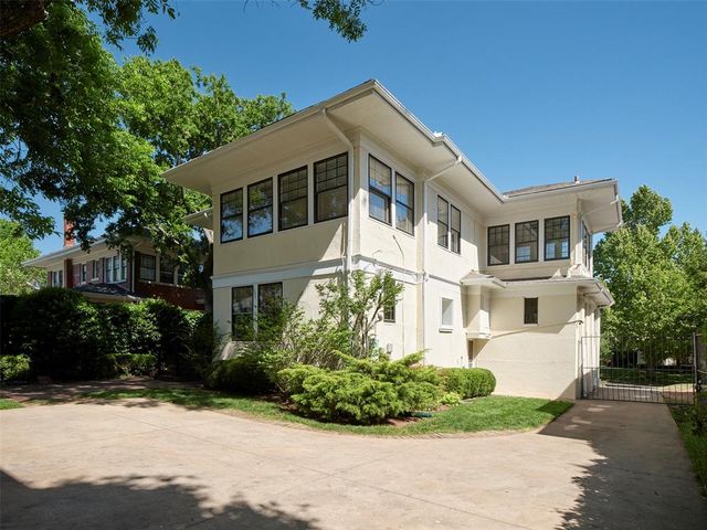 220 NW 19th Street, Oklahoma City, OK 73103