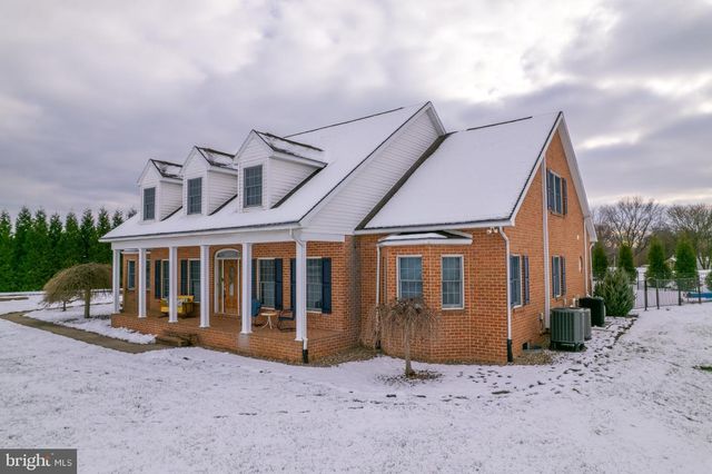 1709 RAGGED EDGE RD, Chambersburg, PA 17202