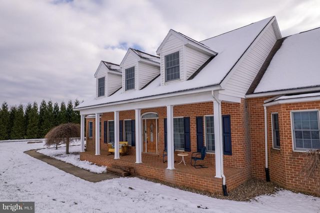 1709 RAGGED EDGE RD, Chambersburg, PA 17202