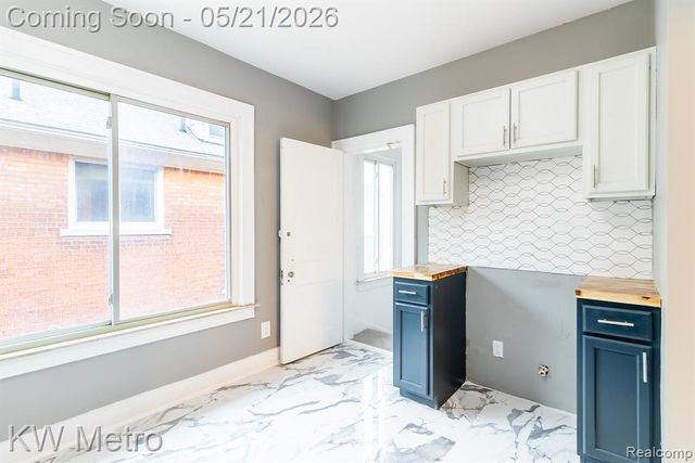 3037 Calvert Street, Detroit, MI 48206