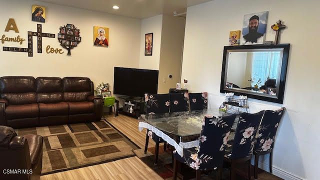 1755 Heywood Street 203, Simi Valley, CA 93065