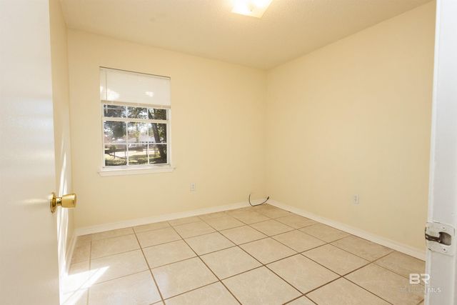 68 Fincher Lane, Loxley, AL 36551