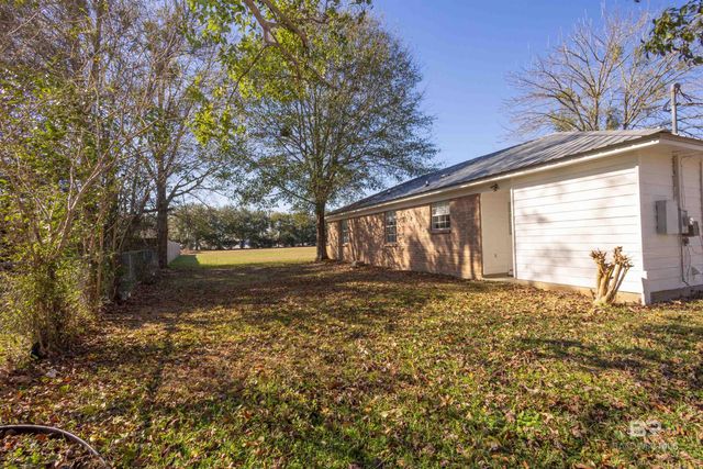 68 Fincher Lane, Loxley, AL 36551