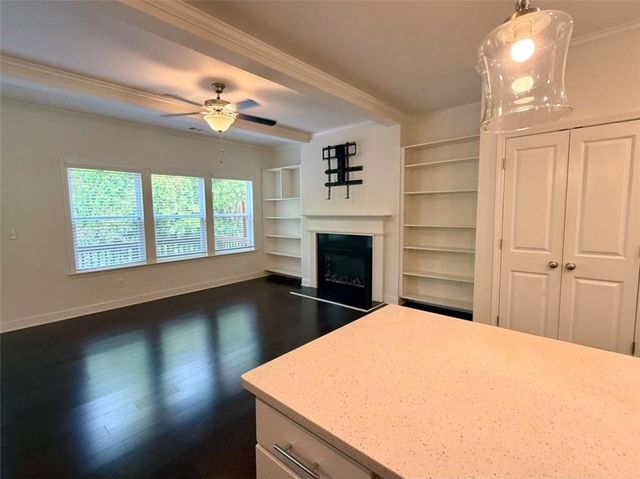 222 Ismal Drive, South Fulton, GA 30331