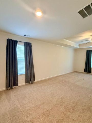 222 Ismal Drive, South Fulton, GA 30331