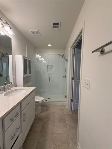 222 Ismal Drive, South Fulton, GA 30331