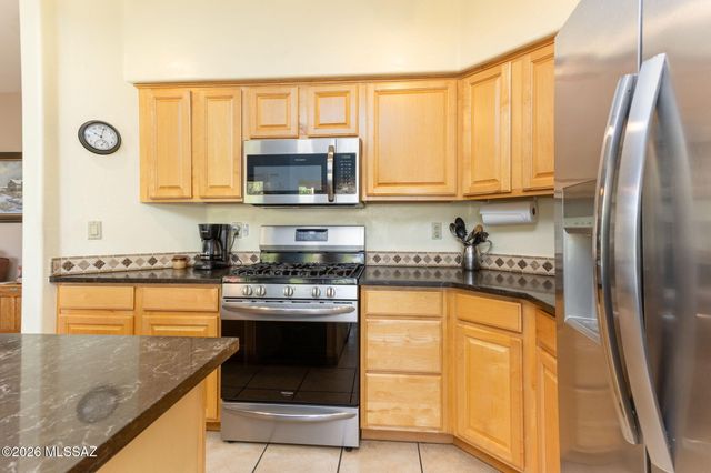 2401 N Lake Star Drive, Tucson, AZ 85749