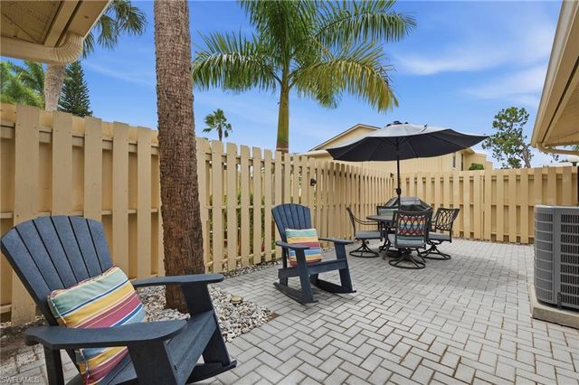 175 Forest Lakes BLVD 175, Naples, FL 34105