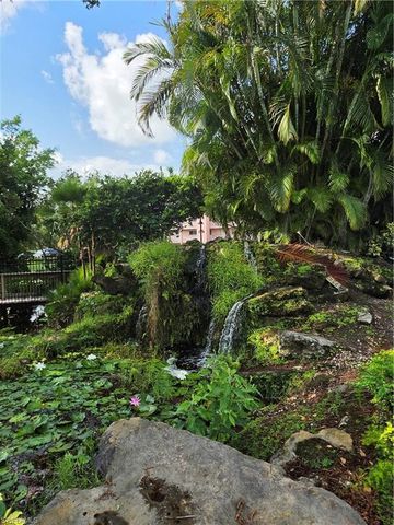 175 Forest Lakes BLVD 175, Naples, FL 34105