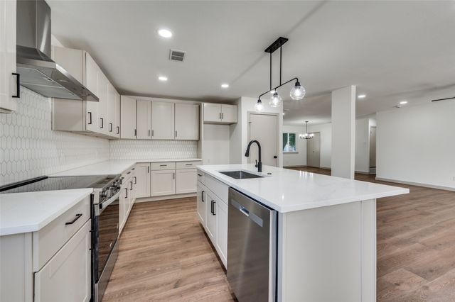 1103 Larkspur Drive, Richardson, TX 75081