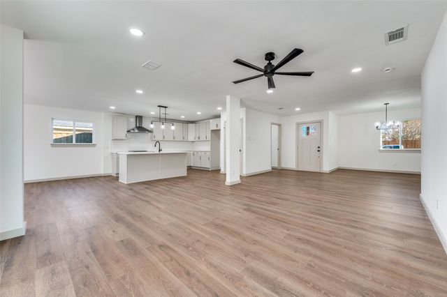 1103 Larkspur Drive, Richardson, TX 75081