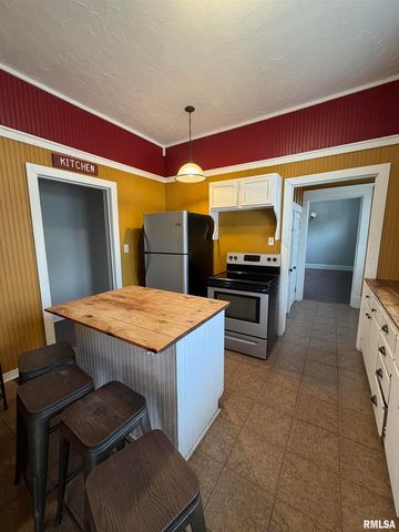 1020 GIRARD Street, Metropolis, IL 62960