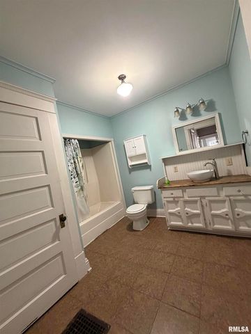 1020 GIRARD Street, Metropolis, IL 62960