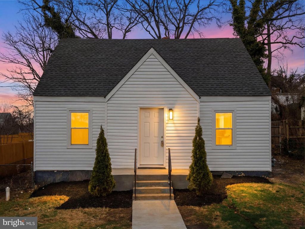 5428 TAUSSIG RD, Bladensburg, MD 20710