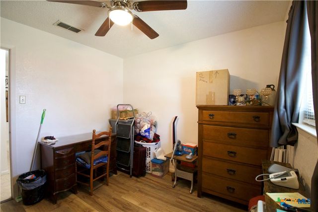 117 Wolf Road, Copperas Cove, TX 76522