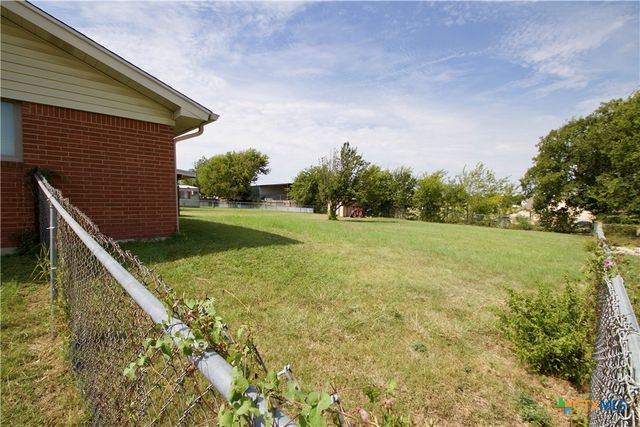 117 Wolf Road, Copperas Cove, TX 76522