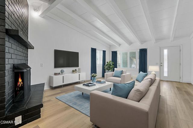 245 Houston Drive, Thousand Oaks, CA 91360