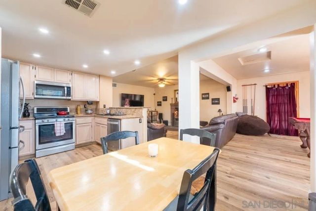 3626 W Ave J2, Lancaster, CA 93536