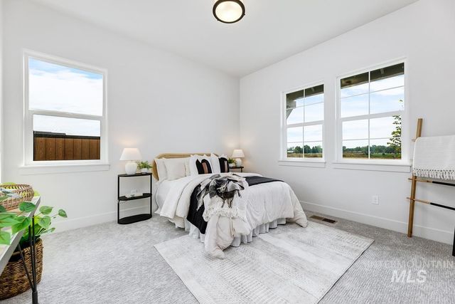 7199 W Waxwing Dr, Boise, ID 83714