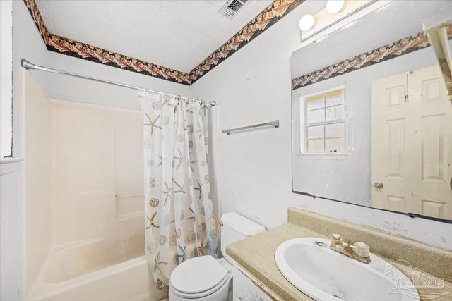 2216 Blue Lake Dr, Pensacola, FL 32506