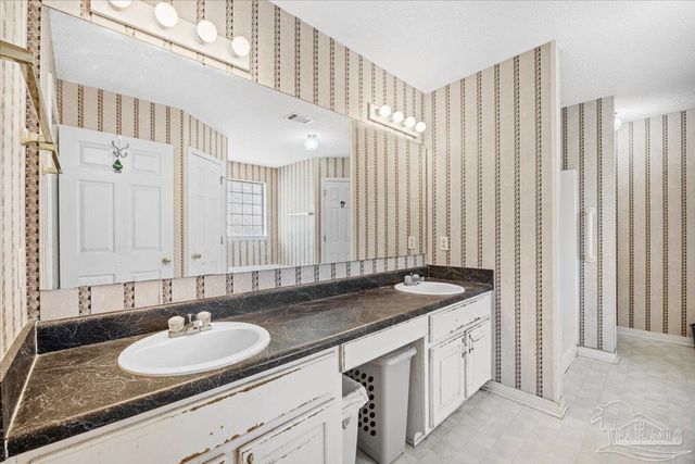 2216 Blue Lake Dr, Pensacola, FL 32506