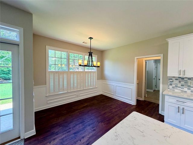 6271 Mountain Ridge Circle, Sugar Hill, GA 30518