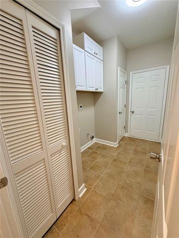 6271 Mountain Ridge Circle, Sugar Hill, GA 30518