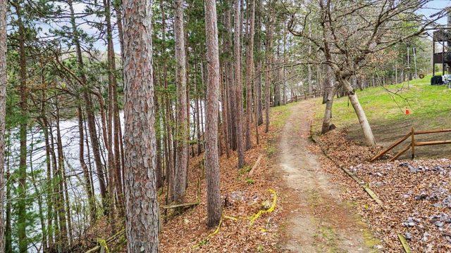 11 Fir Trail, Wisconsin Dells, WI 53965