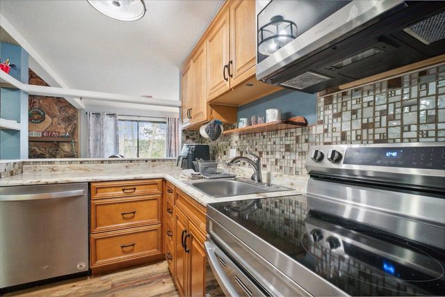 11 Fir Trail, Wisconsin Dells, WI 53965