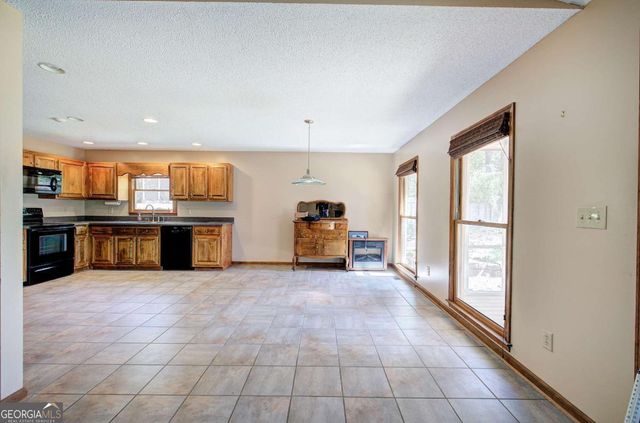 5 Marguerite Drive, Cartersville, GA 30121