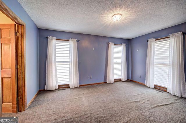 5 Marguerite Drive, Cartersville, GA 30121