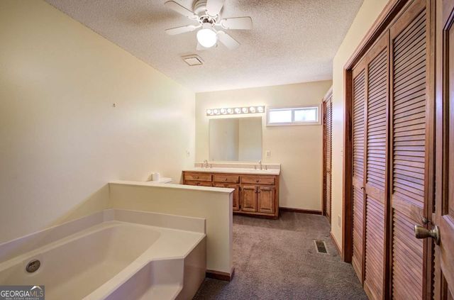 5 Marguerite Drive, Cartersville, GA 30121