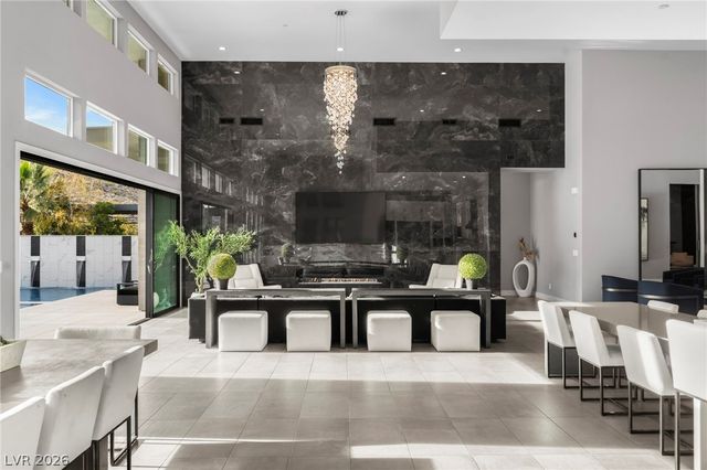 5201 Peak Climb Drive, Las Vegas, NV 89135