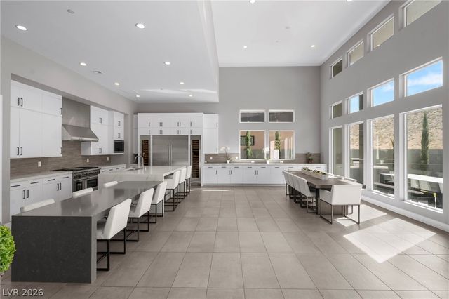 5201 Peak Climb Drive, Las Vegas, NV 89135