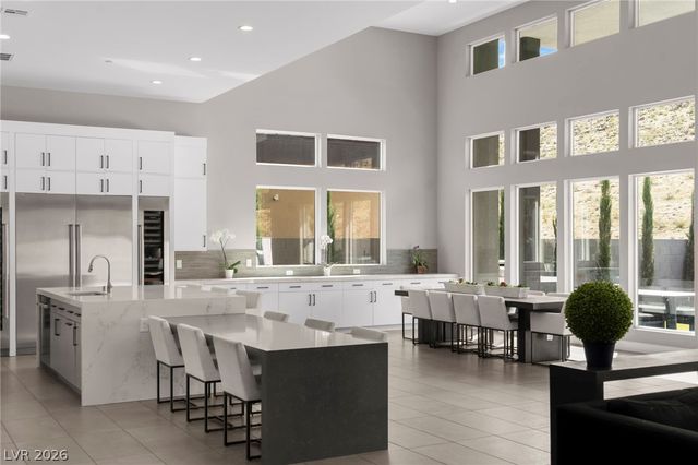 5201 Peak Climb Drive, Las Vegas, NV 89135