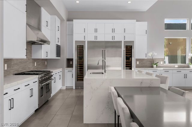 5201 Peak Climb Drive, Las Vegas, NV 89135