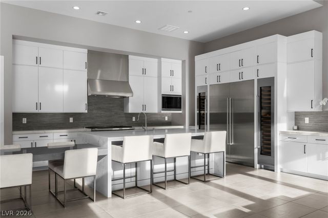 5201 Peak Climb Drive, Las Vegas, NV 89135