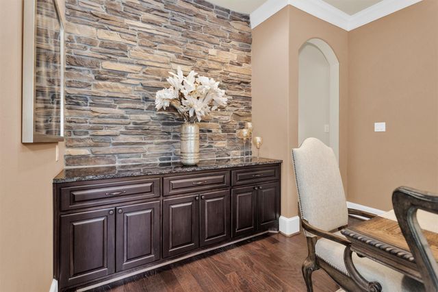110 Sunridge Court, Montgomery, TX 77316