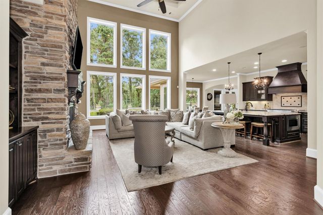 110 Sunridge Court, Montgomery, TX 77316
