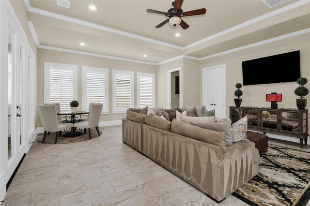 110 Sunridge Court, Montgomery, TX 77316