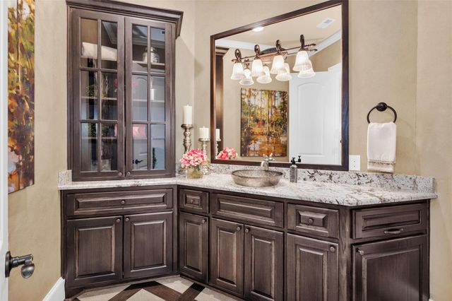 110 Sunridge Court, Montgomery, TX 77316