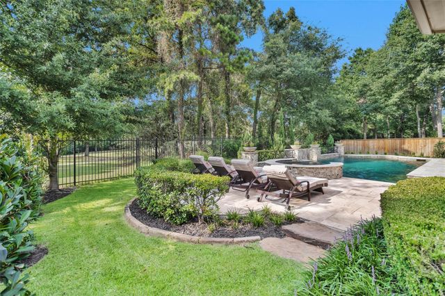 110 Sunridge Court, Montgomery, TX 77316