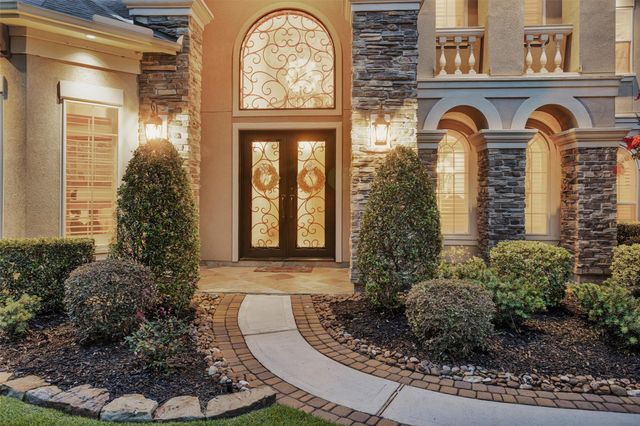 110 Sunridge Court, Montgomery, TX 77316