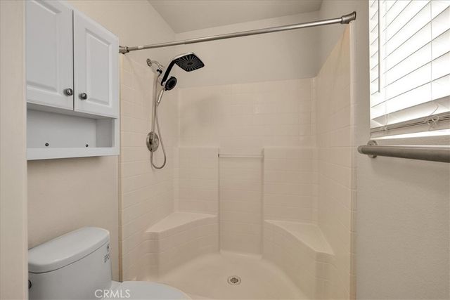 8674 Dumosa Avenue, Yucca Valley, CA 92284