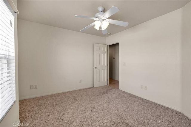 8674 Dumosa Avenue, Yucca Valley, CA 92284