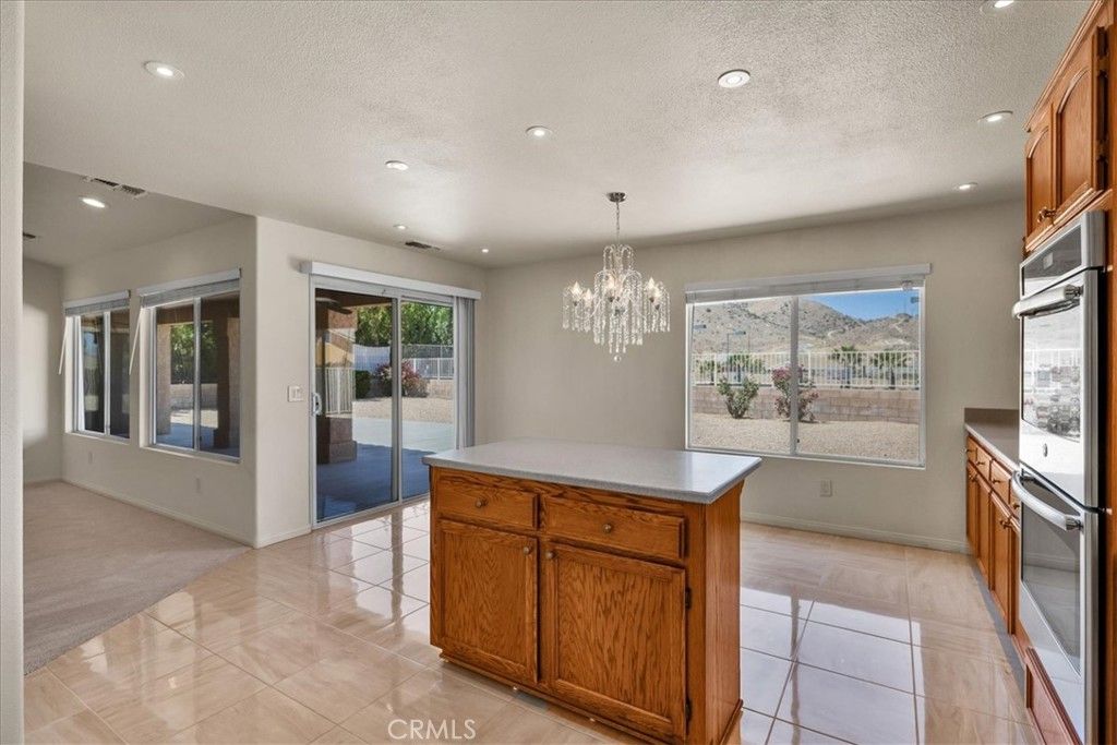 Image 14 of property listing at 8674 Dumosa, Yucca Valley, CA 92284