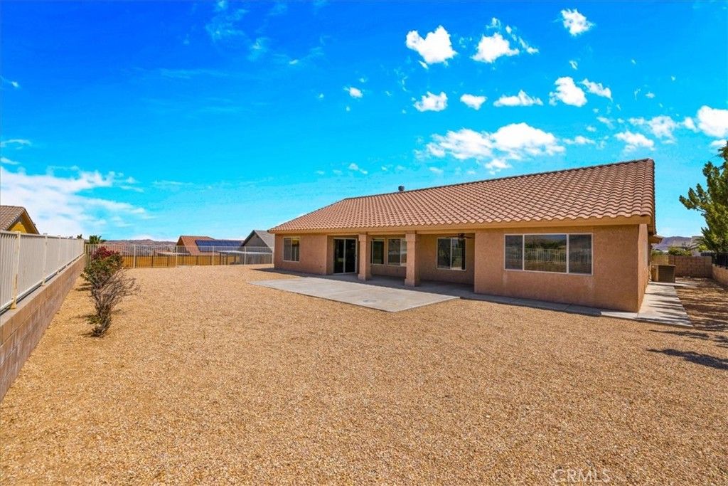 Image 35 of property listing at 8674 Dumosa, Yucca Valley, CA 92284