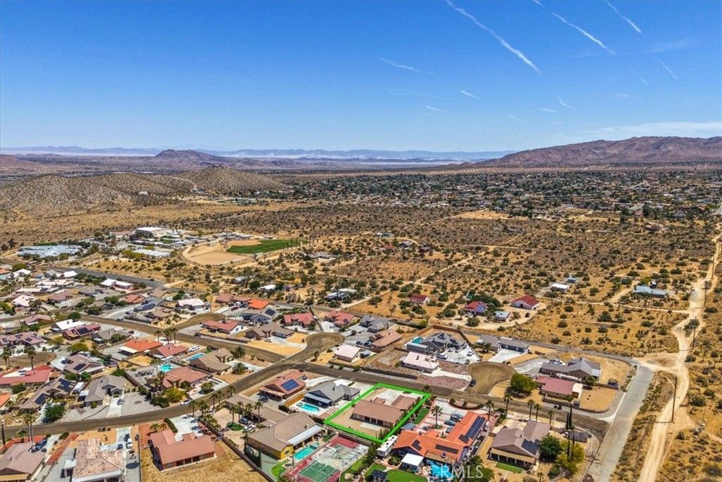 Image 47 of property listing at 8674 Dumosa, Yucca Valley, CA 92284