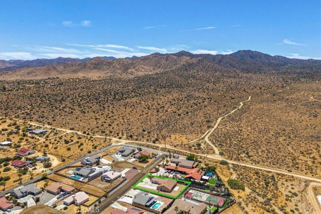 Image 48 of property listing at 8674 Dumosa, Yucca Valley, CA 92284
